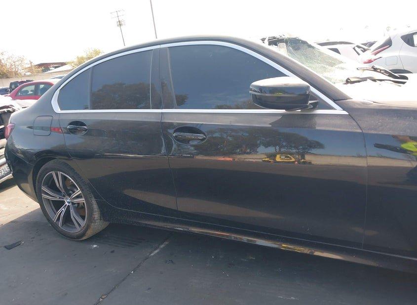 BMW 330I