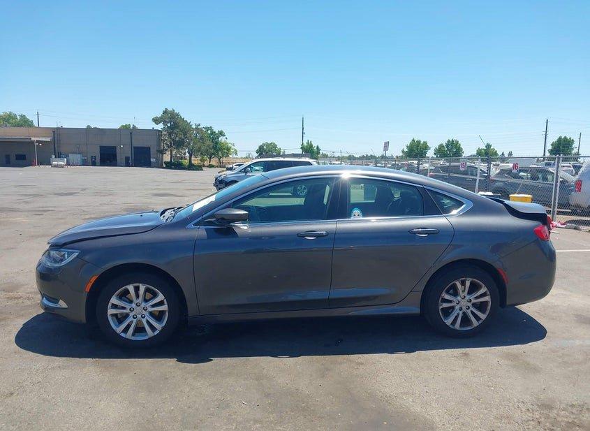 Chrysler 200