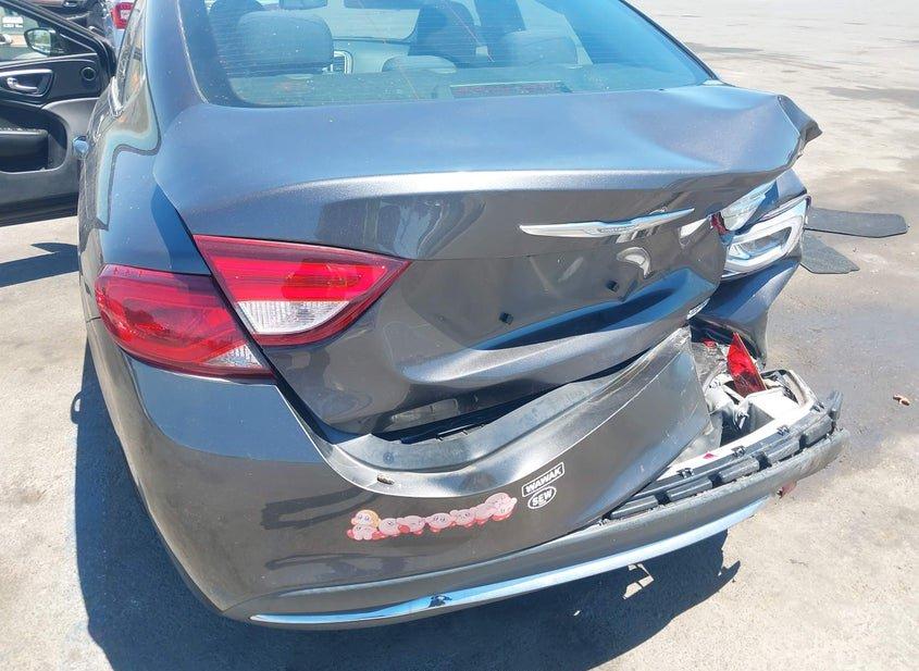 Chrysler 200