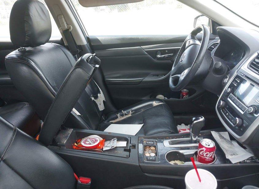 Nissan Altima
