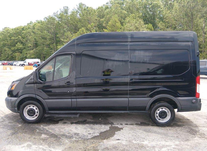 Ford Transit-350