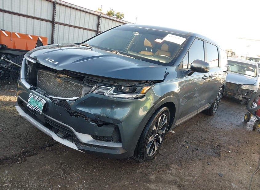 Kia Carnival Mpv