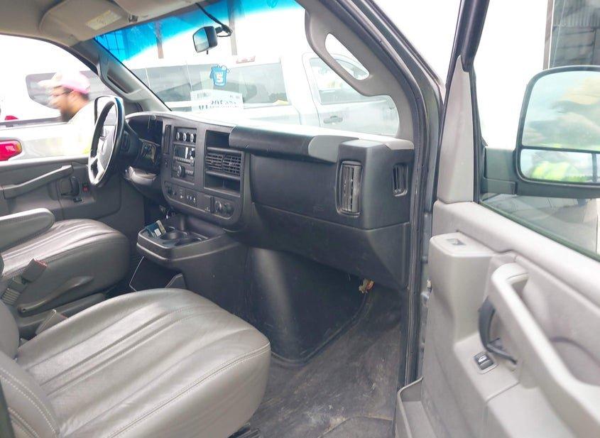 Chevrolet Express 3500