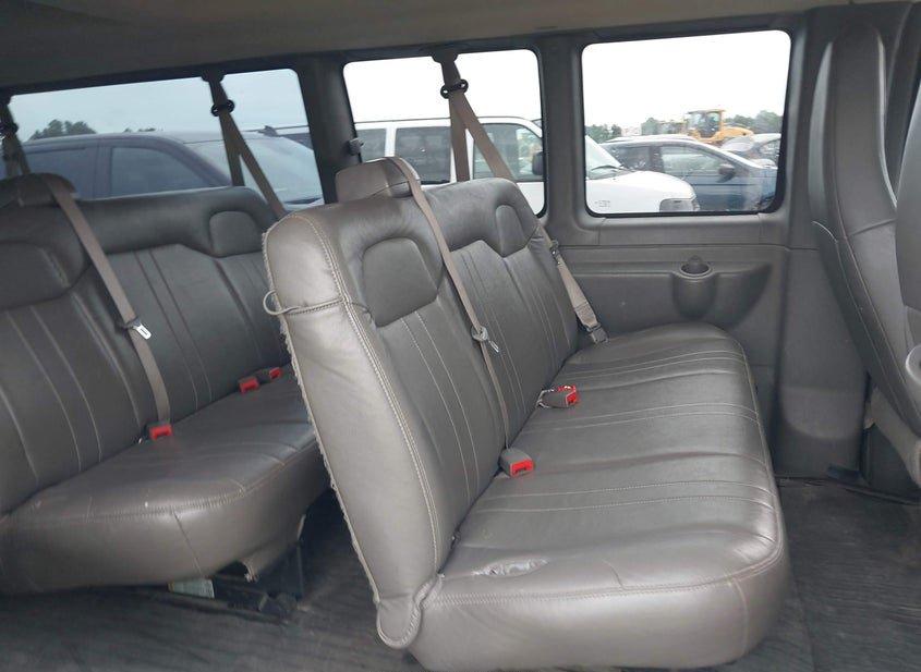 Chevrolet Express 3500