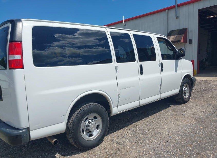 Chevrolet Express 2500