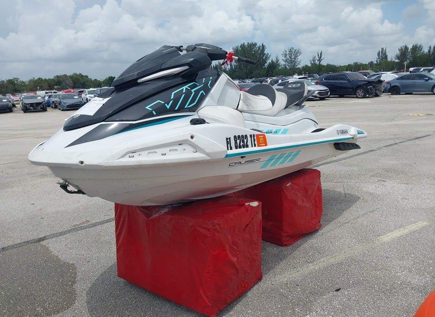 Yamaha Waverunner