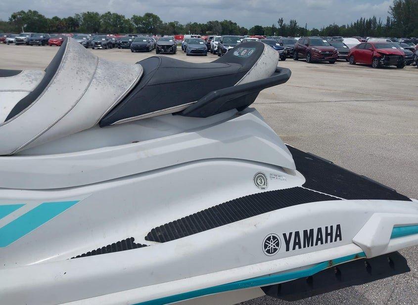 Yamaha Waverunner