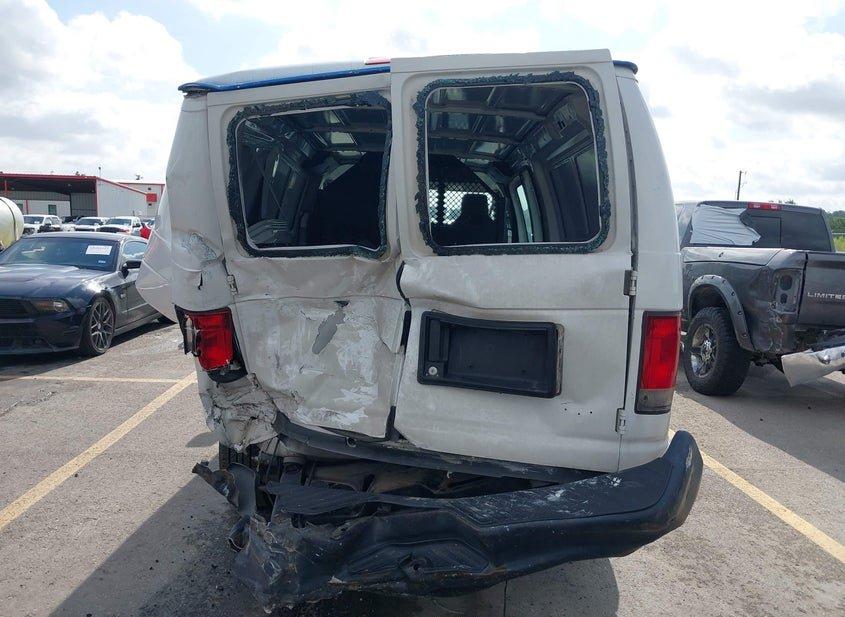 Ford E-350 Super Duty