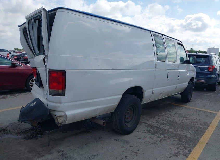 Ford E-350 Super Duty