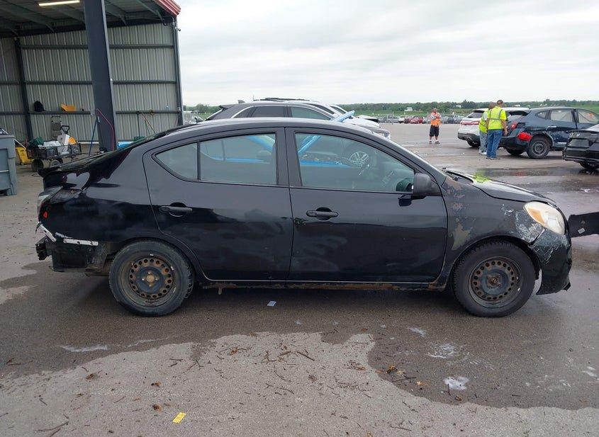 Nissan Versa