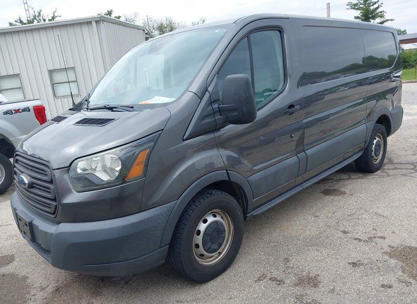 Ford Transit-150