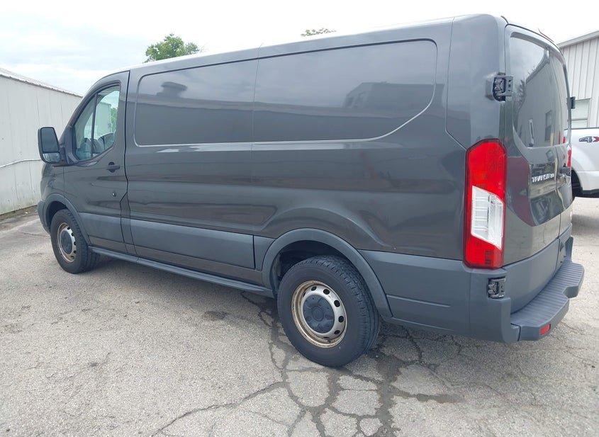 Ford Transit-150