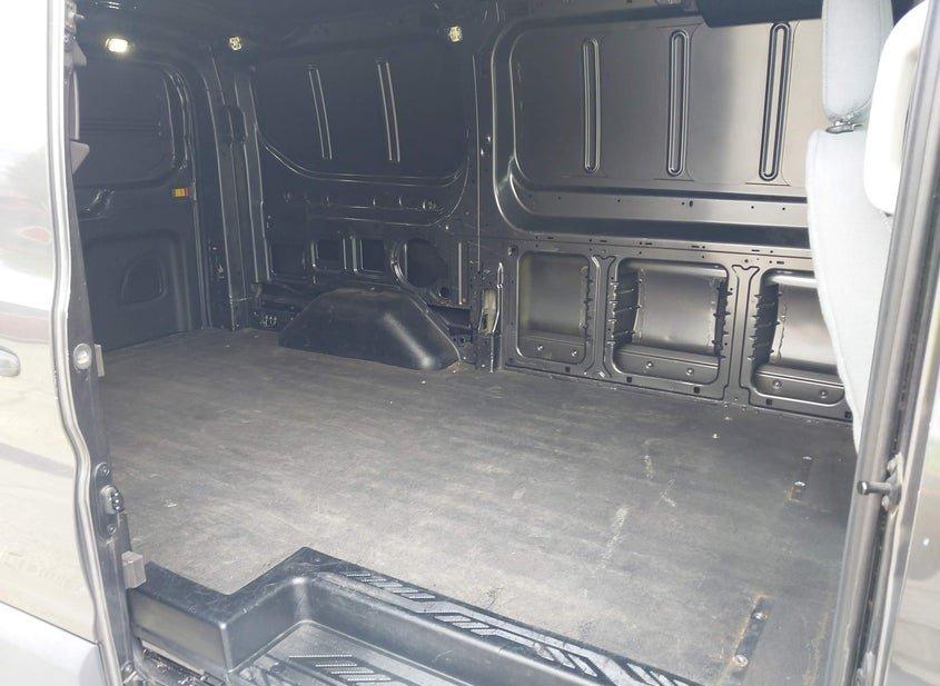 Ford Transit-150
