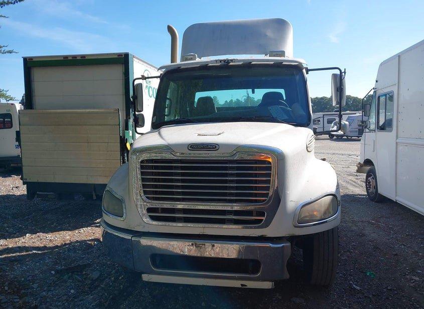 Freightliner M2