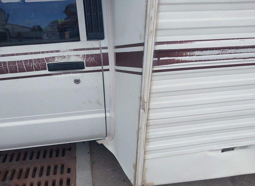 Excel Pickup Commercial/Camper