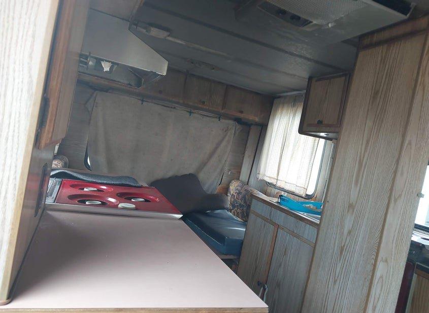 Excel Pickup Commercial/Camper