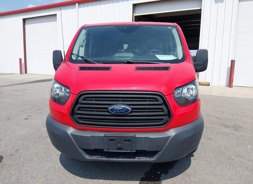 Ford Transit-350