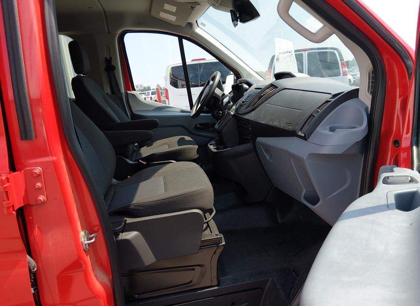 Ford Transit-350
