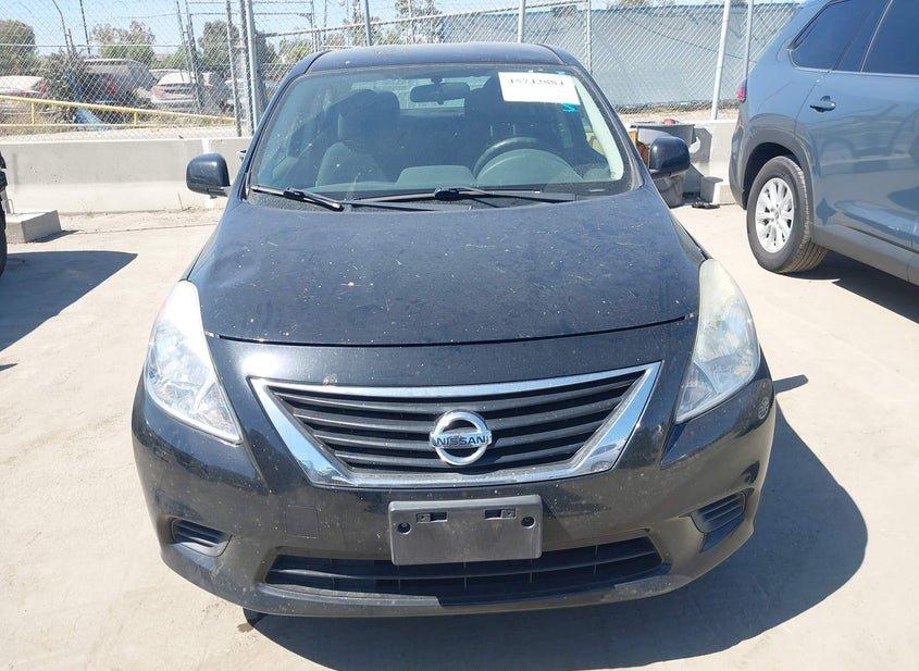 Nissan Versa