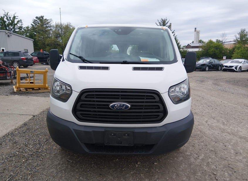 Ford Transit-150