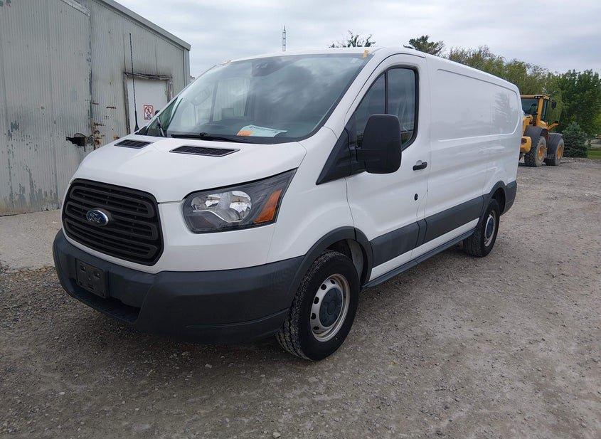 Ford Transit-150