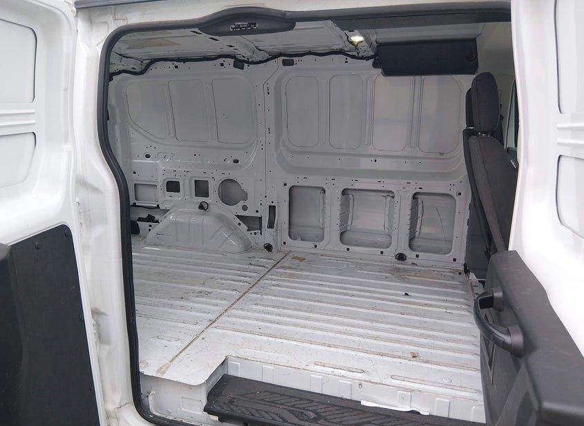 Ford Transit-150