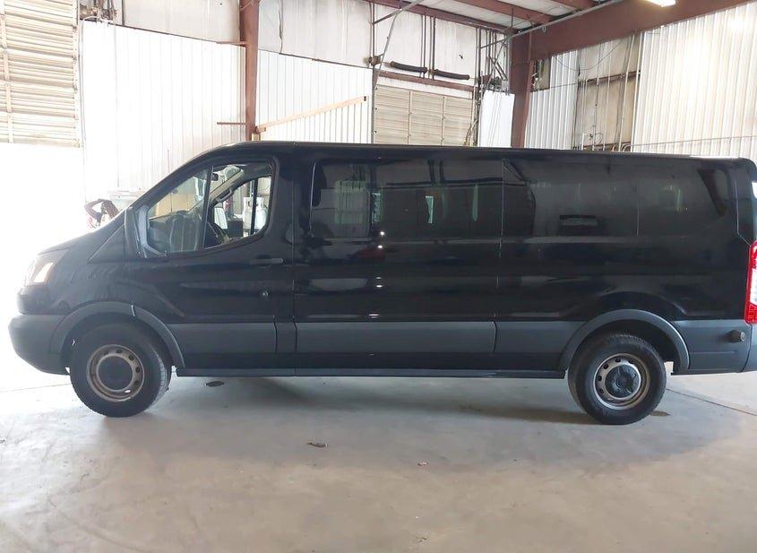 Ford Transit-350