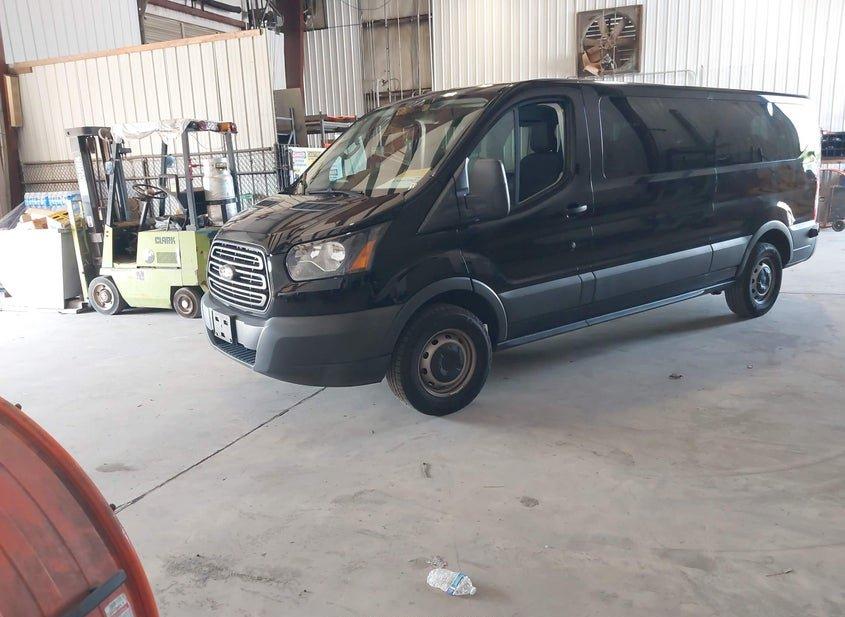 Ford Transit-350