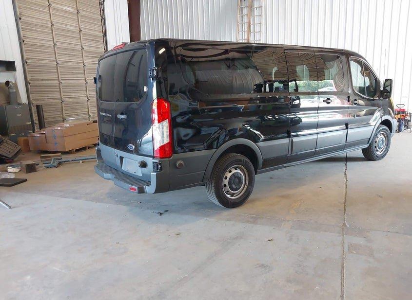 Ford Transit-350