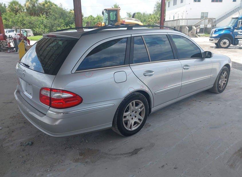 Mercedes-Benz E 320
