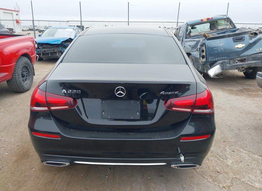 Mercedes-Benz A 220