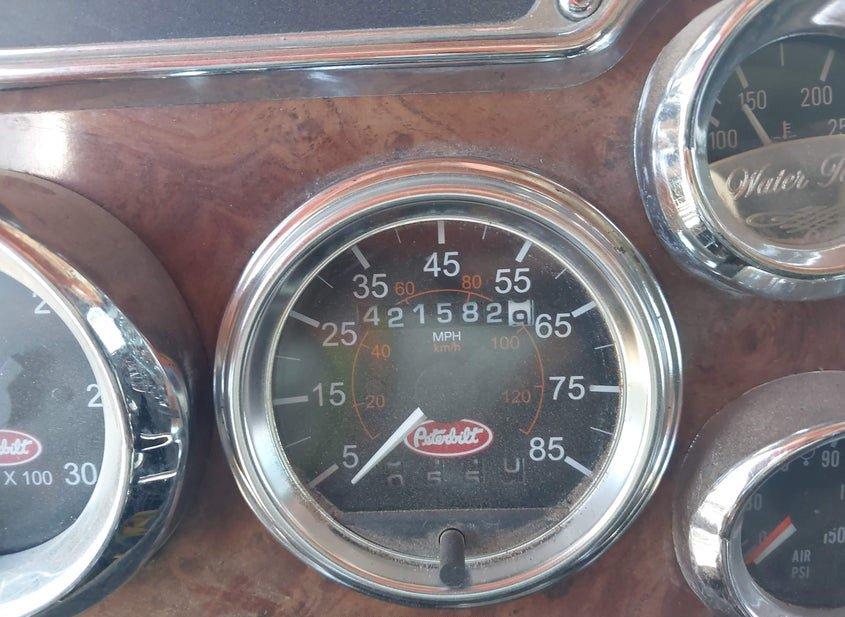 Peterbilt 379
