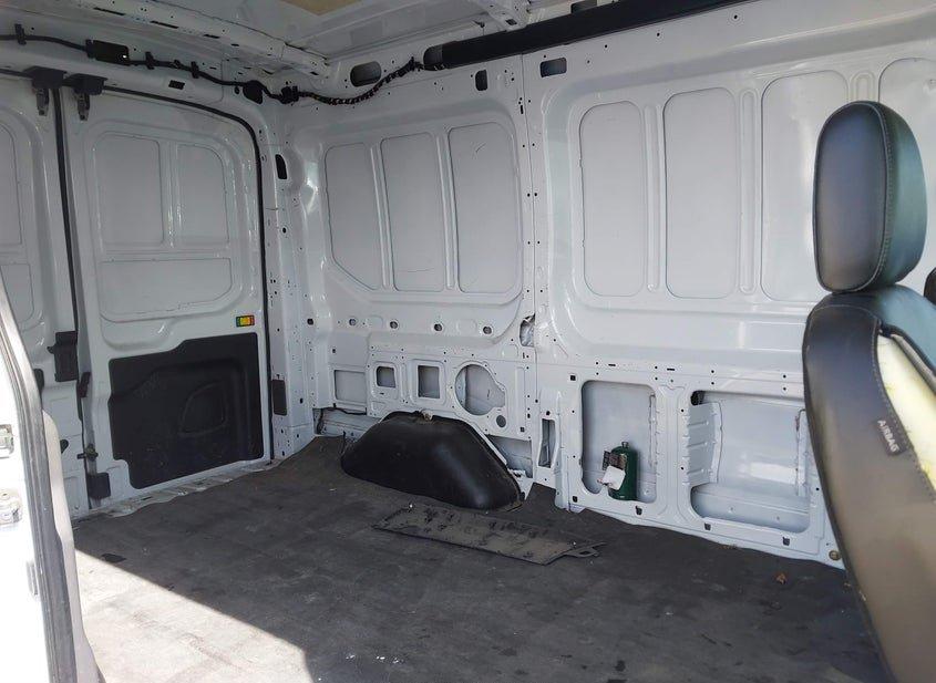 Ford Transit-350