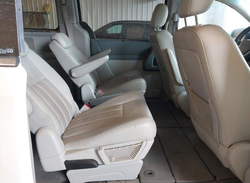 Chrysler Town   Country