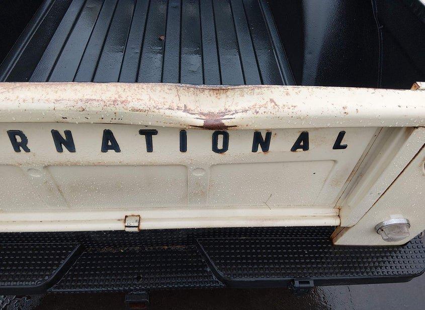International 1000 Series