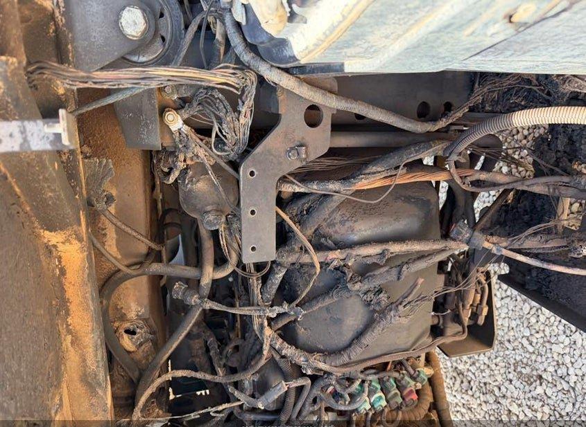 Case-International 225 Cvt