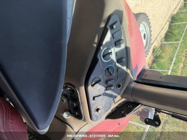 Case-International 225 Cvt