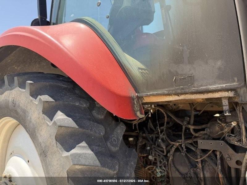 Case-International 225 Cvt