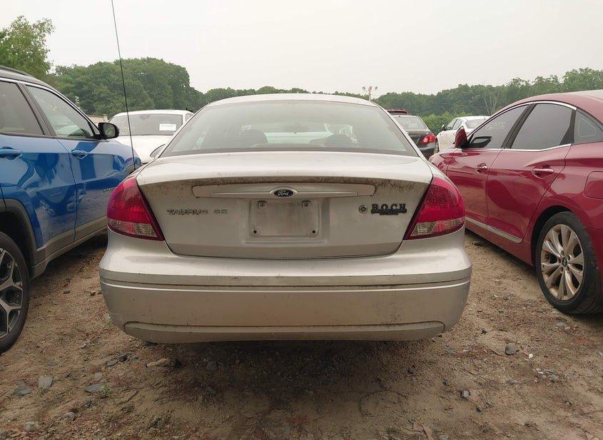 Ford Taurus