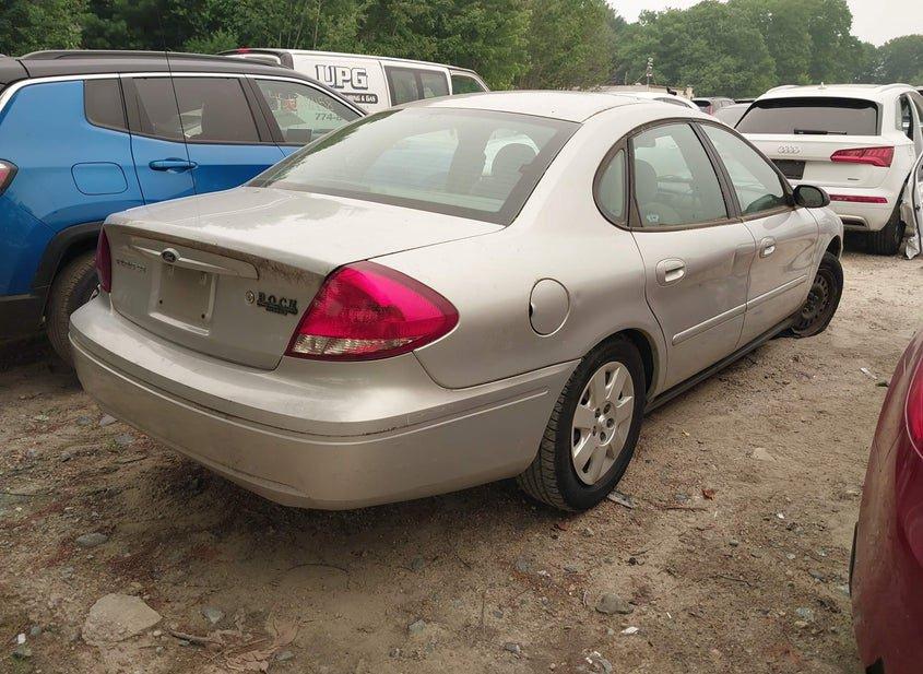 Ford Taurus