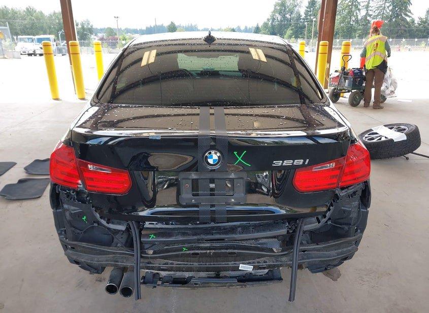 BMW 328I