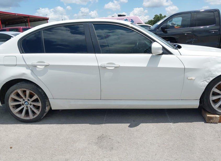 BMW 328I