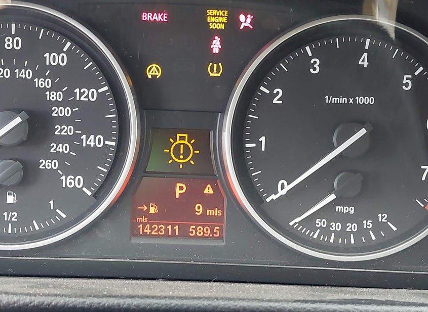 BMW 328I