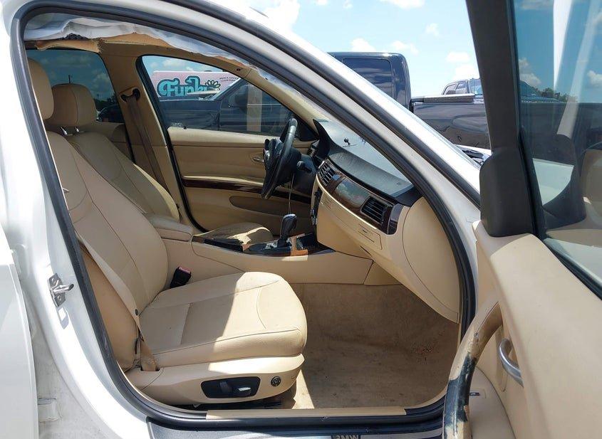BMW 328I