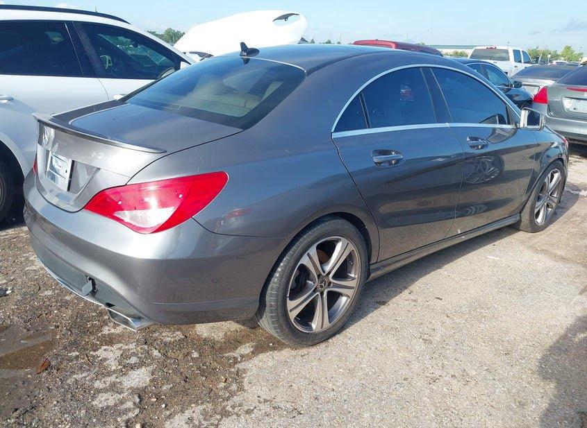 Mercedes-Benz Cla 250