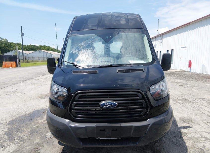 Ford Transit-350