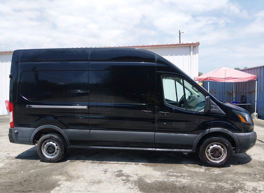 Ford Transit-350