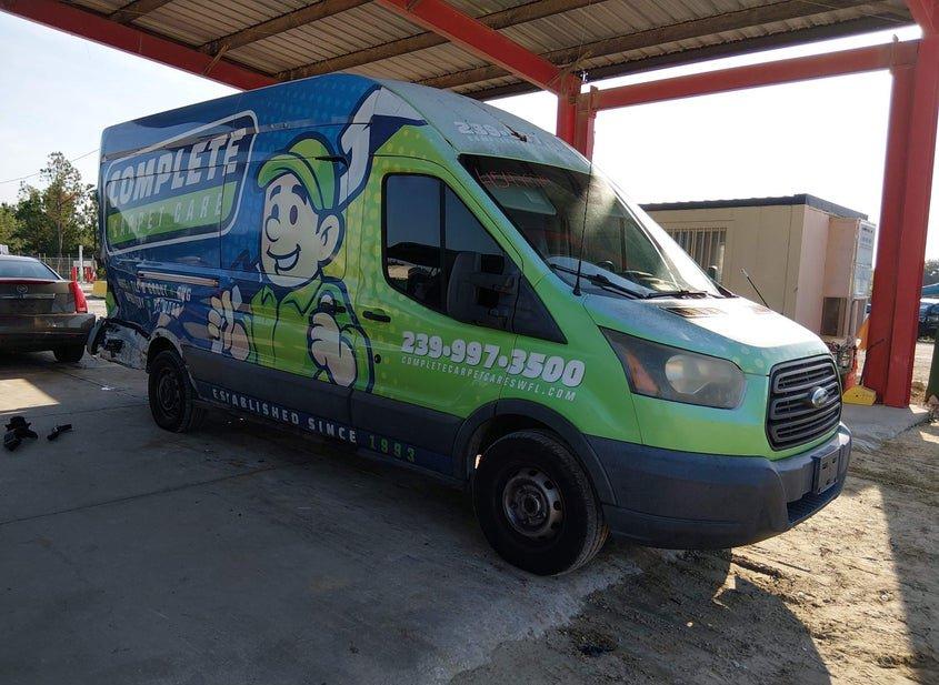 Ford Transit-250