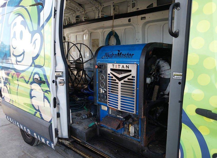 Ford Transit-250