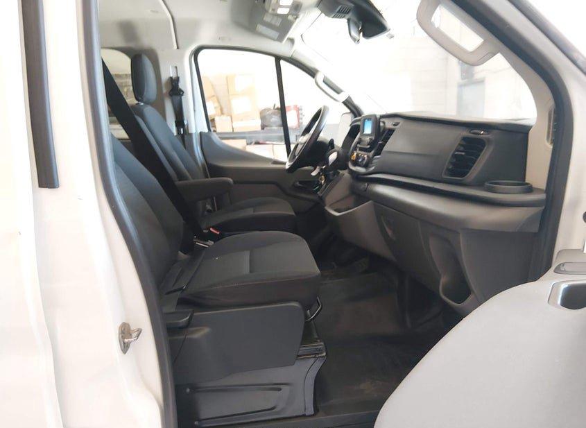 Ford Transit-150 Passenger Van